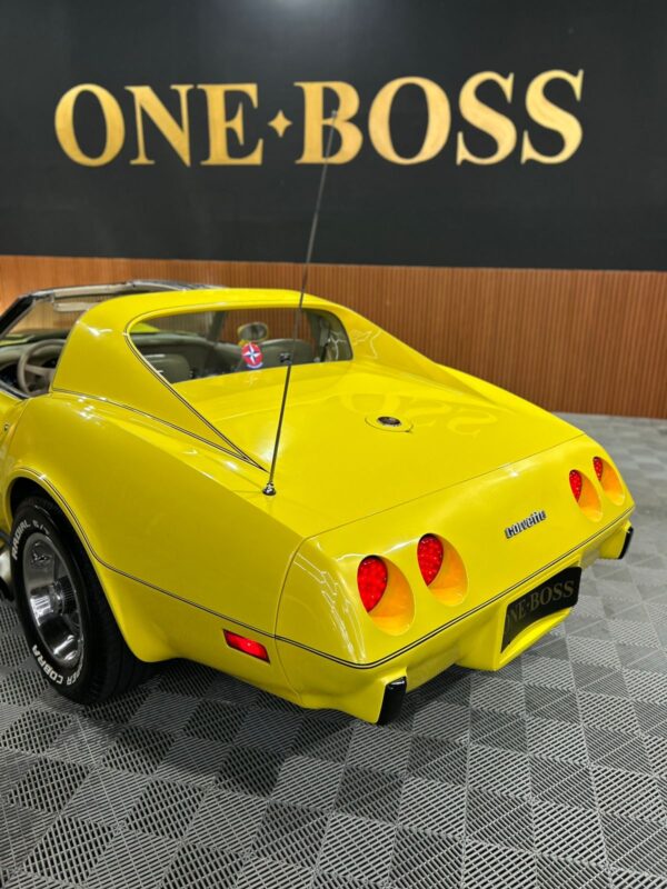 CHEVROLET CORVETTE C3 TARGA 1976 V8 5.7L - Image 9