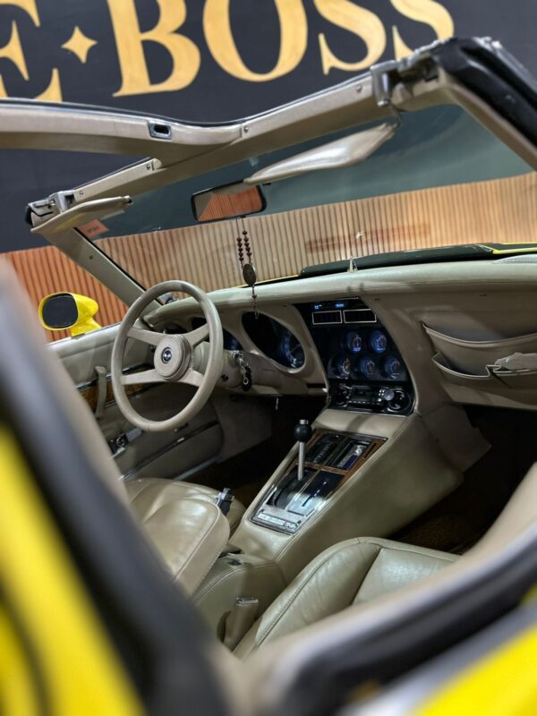 CHEVROLET CORVETTE C3 TARGA 1976 V8 5.7L - Image 19