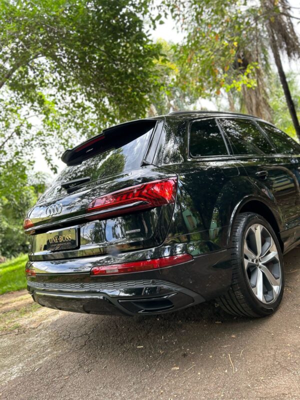AUDI Q7 3.0 55 TFSI GASOLINA PERFORMANCE BLACK QUATTRO TIPTRONIC 2022 - Image 17