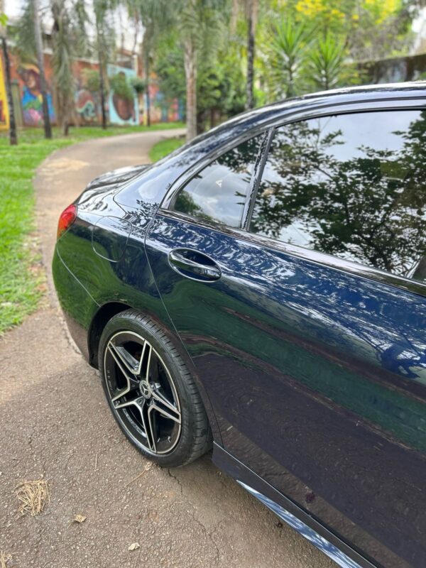 MERCEDES-BENZ C300 2019 - Image 9