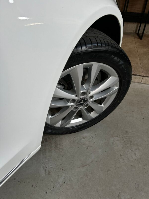 MERCEDES-BENZ C 180 1.6 CGI FLEX AVANTGARDE 9G-TRONIC 2019 - Image 12