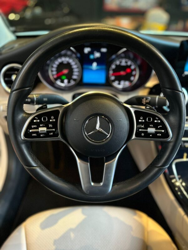 MERCEDES-BENZ C 180 1.6 CGI FLEX AVANTGARDE 9G-TRONIC 2019 - Image 6