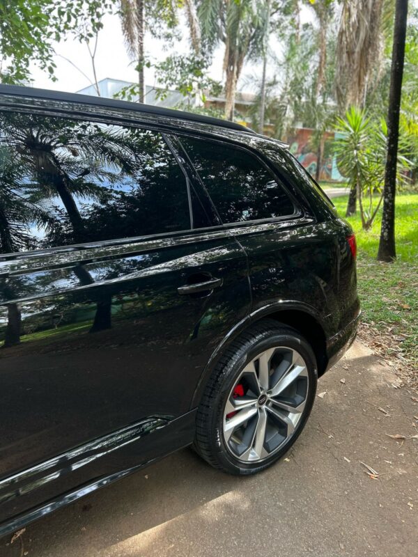 AUDI Q7 3.0 55 TFSI GASOLINA PERFORMANCE BLACK QUATTRO TIPTRONIC 2022 - Image 30