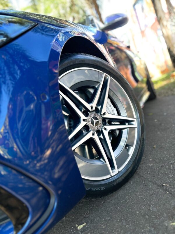 MERCEDES C200 AMG LINE 2023 - Image 22