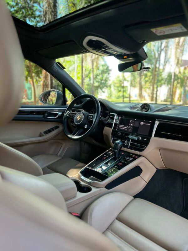 PORSCHE MACAN 2.0 TURBO GASOLINA PDK 2024 - Image 14