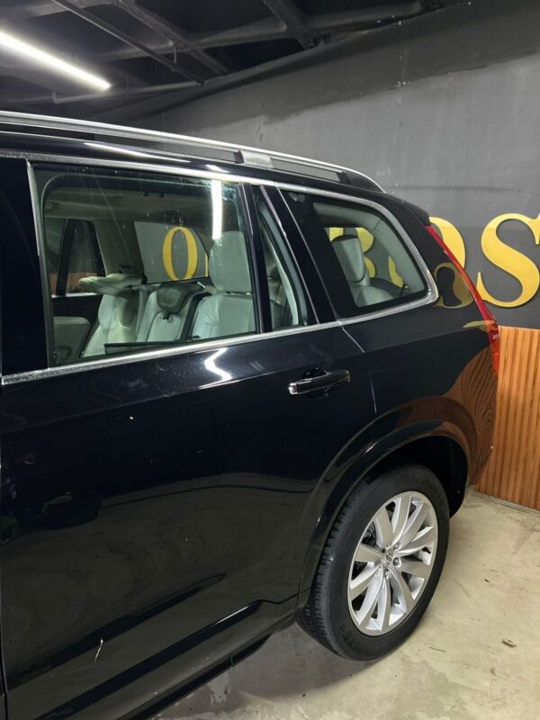 VOLVO XC 90 T-6 MOMENTUM 2016 - Image 21