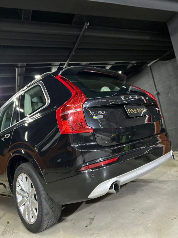 VOLVO XC 90 T-6 MOMENTUM 2016 - Image 9