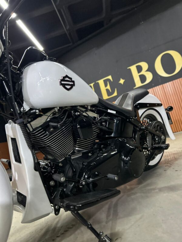 Harley-Davidson Softail Deluxe 2015 - Image 11