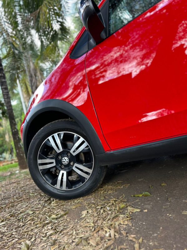 VW UP TSI EXTREME 1.0 2020 - Image 2