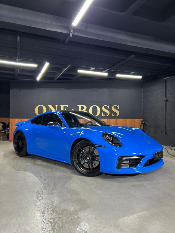 PORSCHE 911  3.0 24V H6 GASOLINA CARRERA GTS PDK 2023 - Image 9
