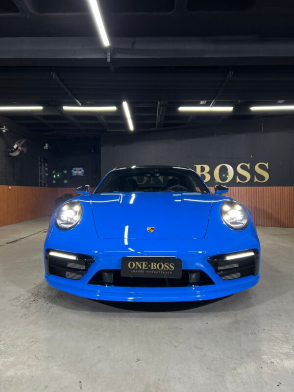PORSCHE 911  3.0 24V H6 GASOLINA CARRERA GTS PDK 2023 - Image 22