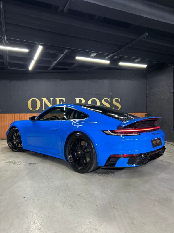 PORSCHE 911  3.0 24V H6 GASOLINA CARRERA GTS PDK 2023 - Image 41