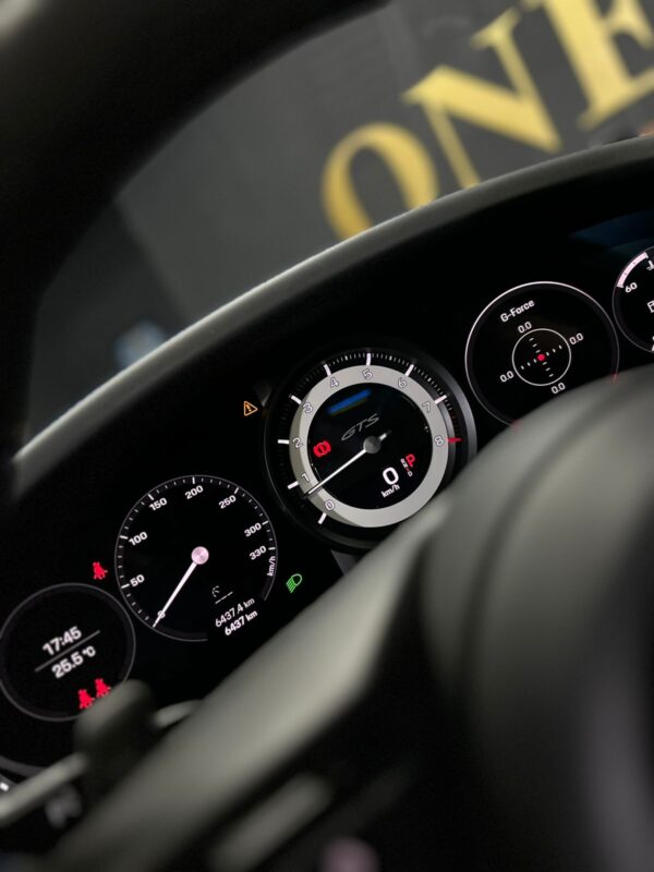 PORSCHE 911  3.0 24V H6 GASOLINA CARRERA GTS PDK 2023 - Image 4
