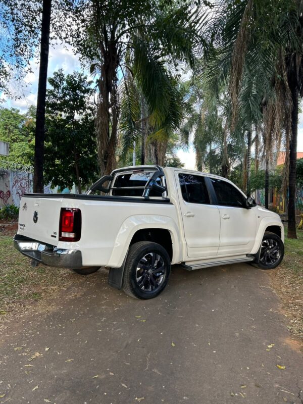 VOLKSWAGEN AMAROK  2.0 HIGHLINE 4X4 CD 16V TURBO INTERCOOLER DIESEL 4P AUTOMÁTICO 2021 - Image 26