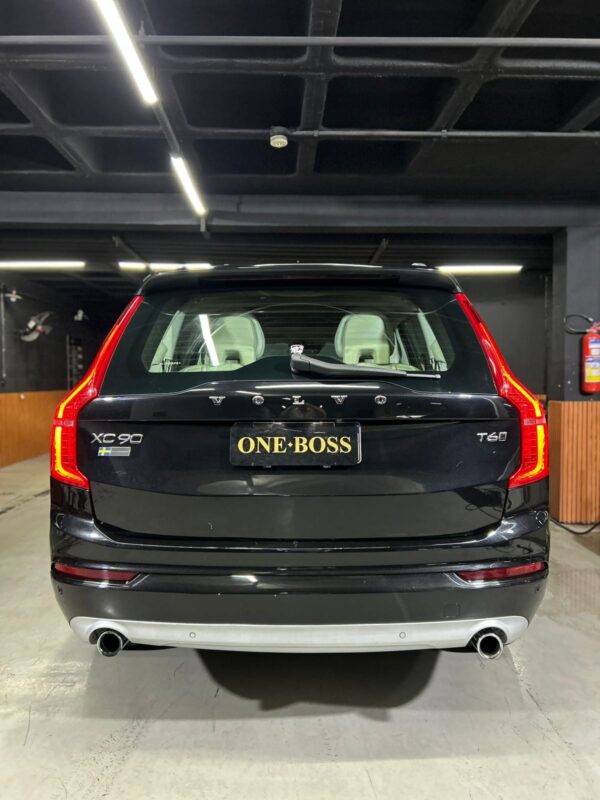 VOLVO XC 90 T-6 MOMENTUM 2016 - Image 4