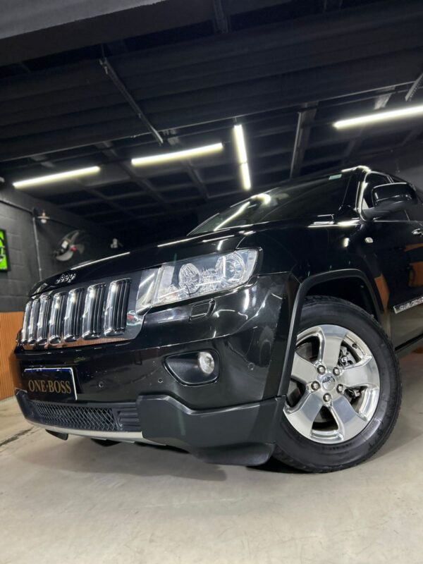 GRAND CHEROKEE LIMITED 3.6 V6 2012 - Image 28