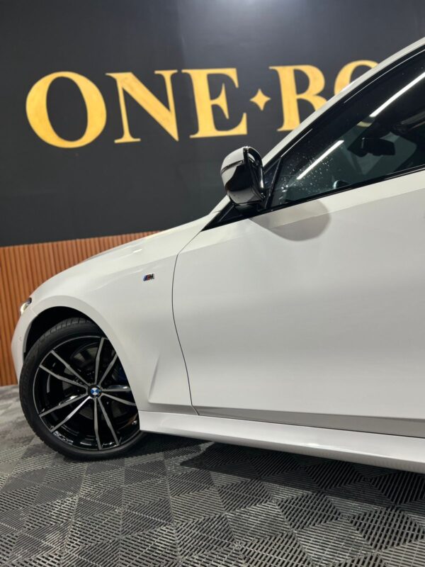 BMW 320i  2.0 16V TURBO FLEX M SPORT AUTOMÁTICO 2023 - Image 22