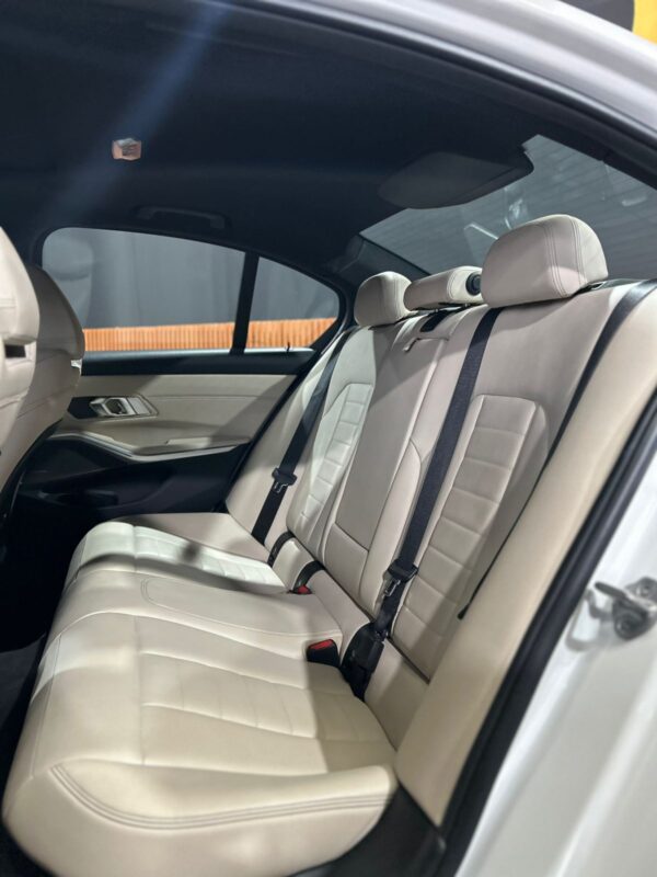 BMW 320i  2.0 16V TURBO FLEX M SPORT AUTOMÁTICO 2023 - Image 8