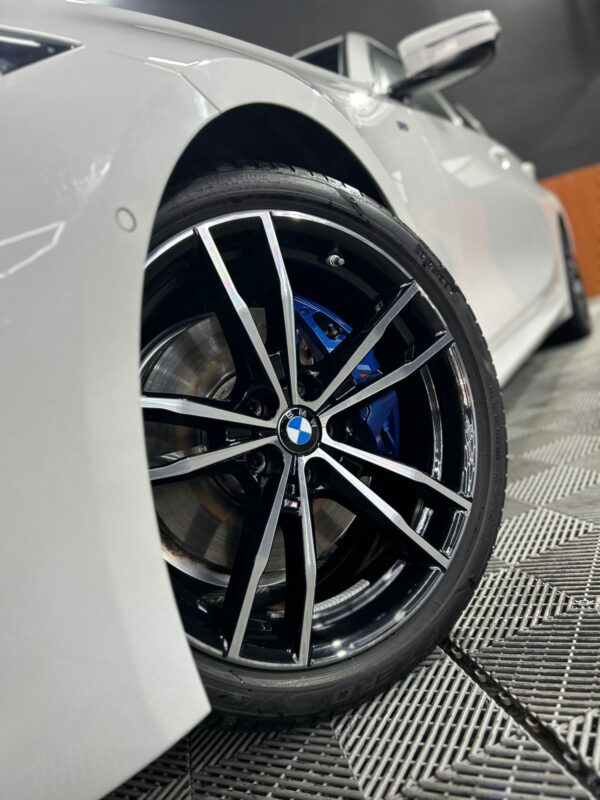 BMW 320i  2.0 16V TURBO FLEX M SPORT AUTOMÁTICO 2023 - Image 27
