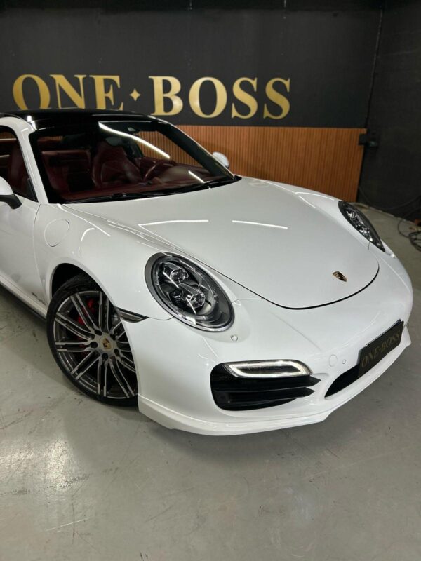 PORSCHE 911 TURBO 2015 - Image 18