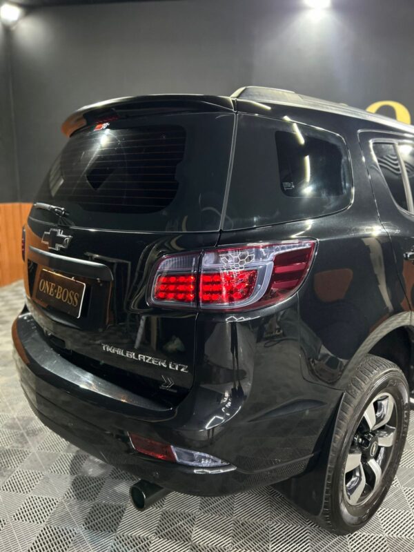 CHEVROLET TRAILBLAZER V6 3.2 2014 - Image 9