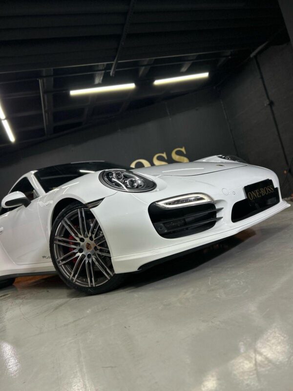 PORSCHE 911 TURBO 2015 - Image 12