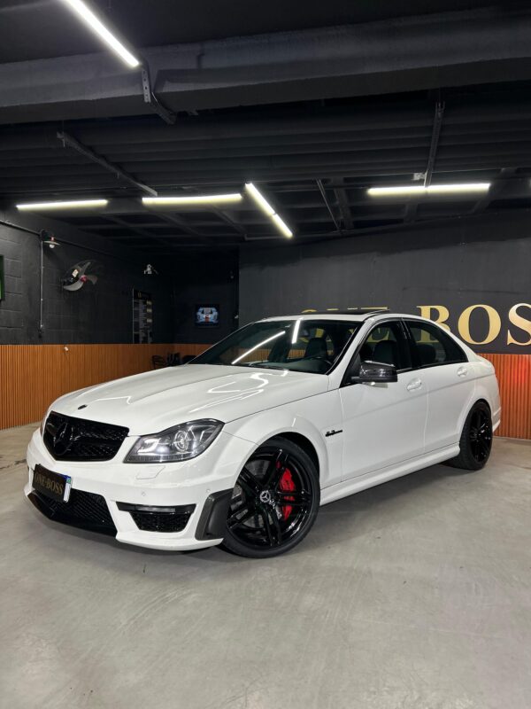 MERCEDES C63 AMG 6.3 V8 Ano 2012