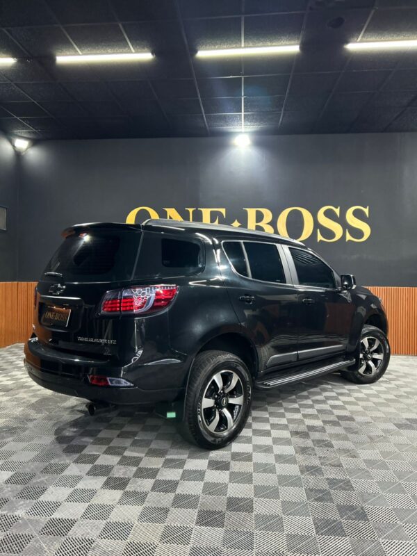 CHEVROLET TRAILBLAZER V6 3.2 2014 - Image 4