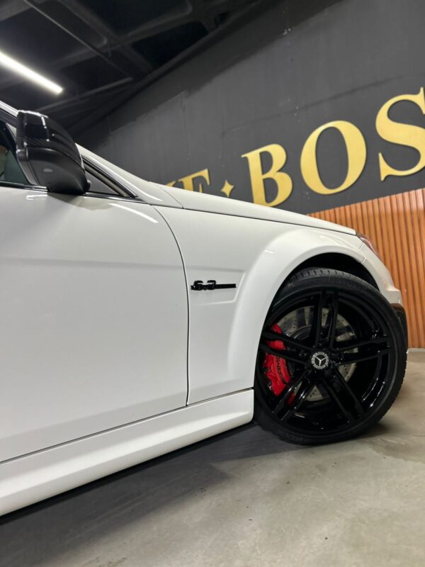 MERCEDES C63 AMG 6.3 V8 Ano 2012 - Image 23