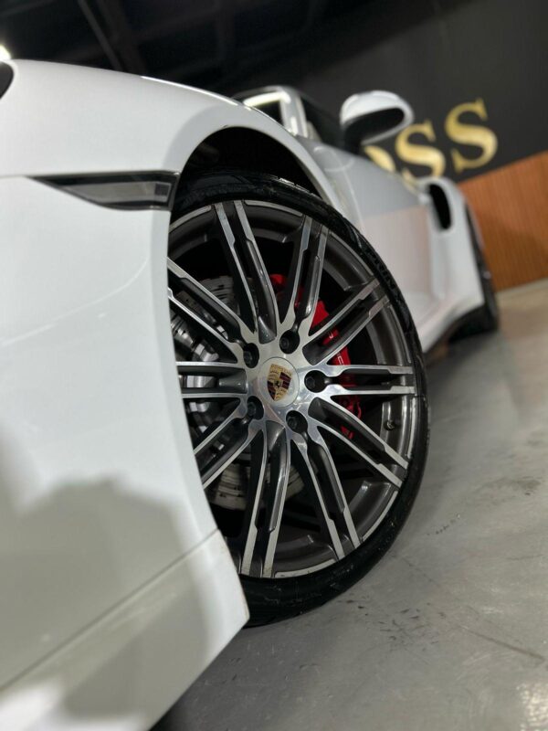 PORSCHE 911 TURBO 2015 - Image 15