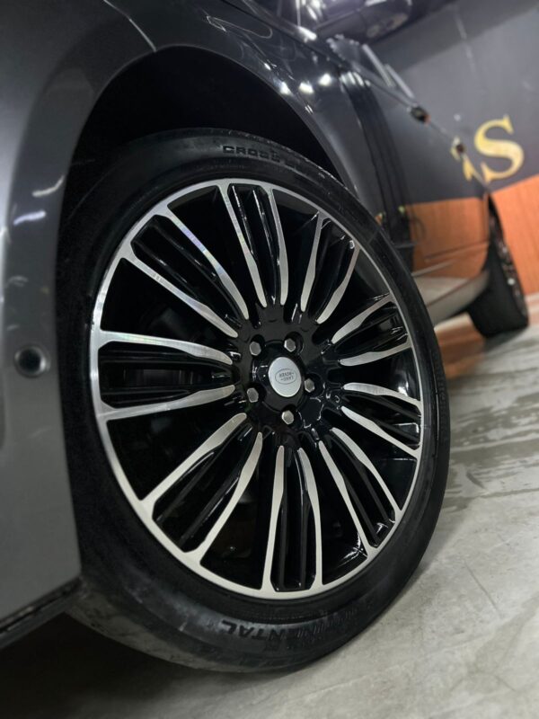 LAND ROVER RANGE ROVER  3.0 VOGUE V6 24V TURBO DIESEL 4P AUTOMÁTICO 2014 - Image 25