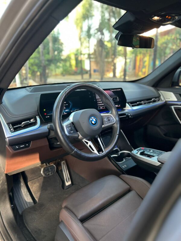 BMW iX1  ELÉTRICO XDRIVE30 M SPORT 2024 - Image 25