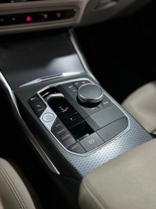 BMW 320i  2.0 16V TURBO FLEX M SPORT AUTOMÁTICO 2023 - Image 13