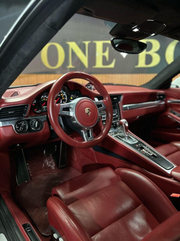 PORSCHE 911 TURBO 2015 - Image 6