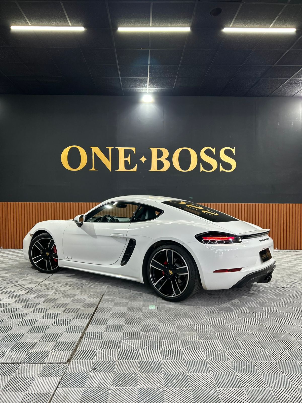PORSCHE 718 2.5 16V H4 GASOLINA CAYMAN GTS PDK 2019 - Image 2
