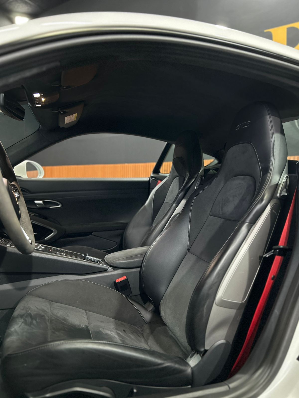 PORSCHE 718 2.5 16V H4 GASOLINA CAYMAN GTS PDK 2019 - Image 19