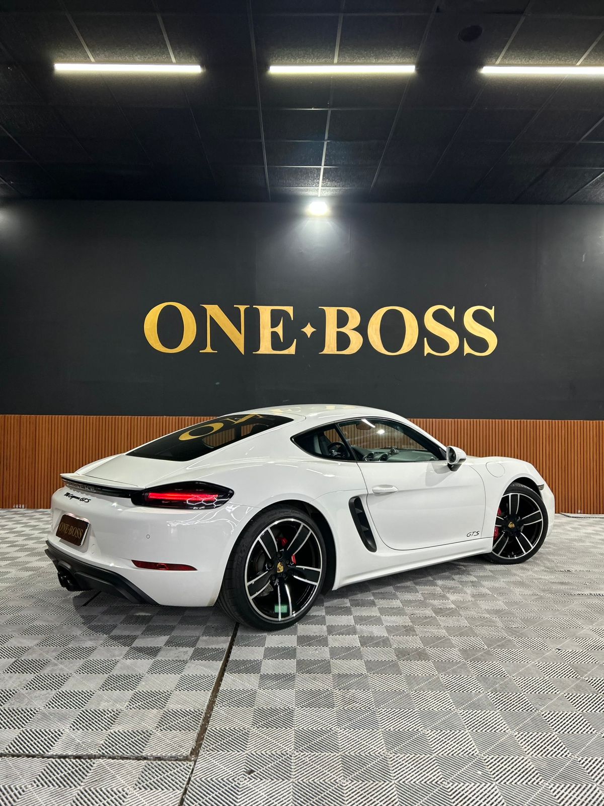 PORSCHE 718 2.5 16V H4 GASOLINA CAYMAN GTS PDK 2019 - Image 13