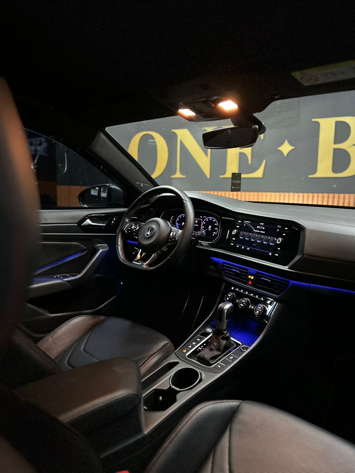 VOLKSWAGEN JETTA GLI 2019- 2.0 350 TSI GASOLINA GLI DSG (BLINDADO-BSS) - Image 24