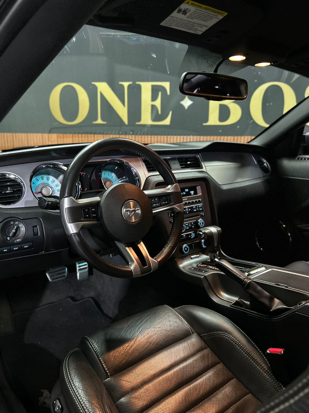 FORD MUSTANG 3.7 V6 GASOLINA AUTOMÁTICO 2011 - Image 13