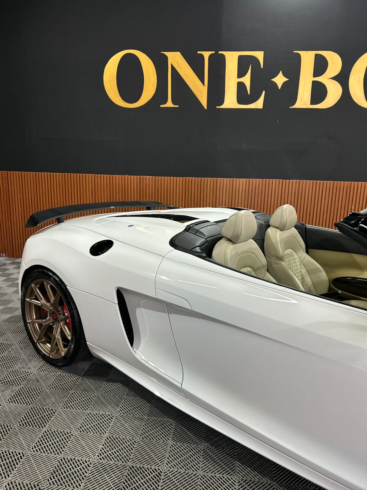 AUDI R8 5.2 FSI QUATTRO SPYDER V10 40V GASOLINA 2P R-TRONIC 2011 - Image 4