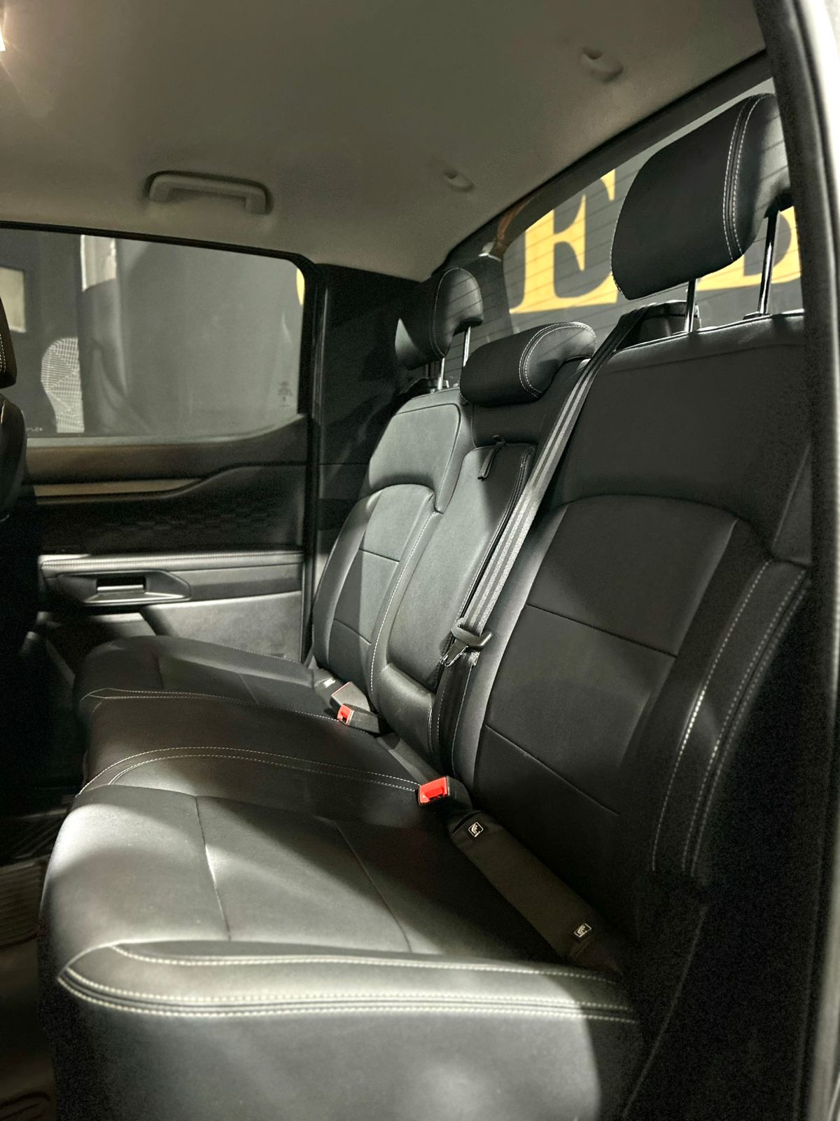 FORD RANGER 3.0 V6 TURBO DIESEL CD LIMITED 4X4 AUTOMÁTICO 2025 - Image 21