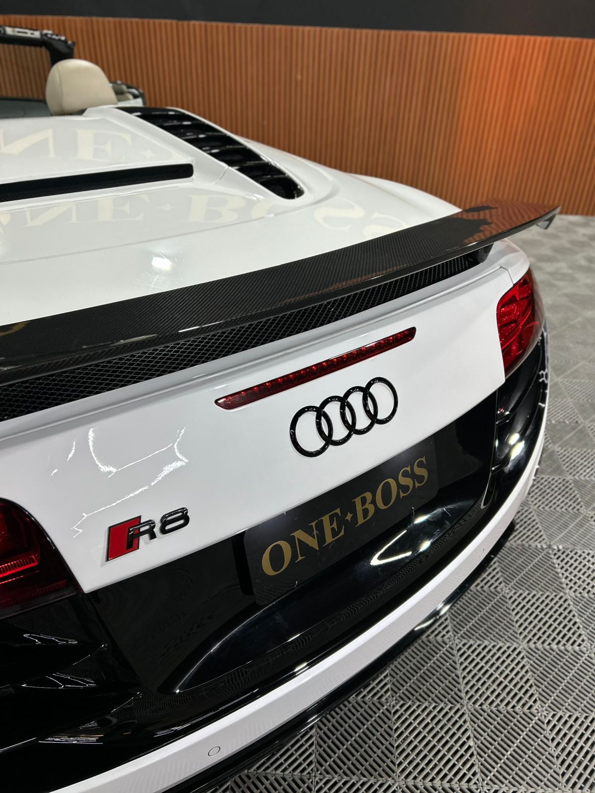 AUDI R8 5.2 FSI QUATTRO SPYDER V10 40V GASOLINA 2P R-TRONIC 2011 - Image 6