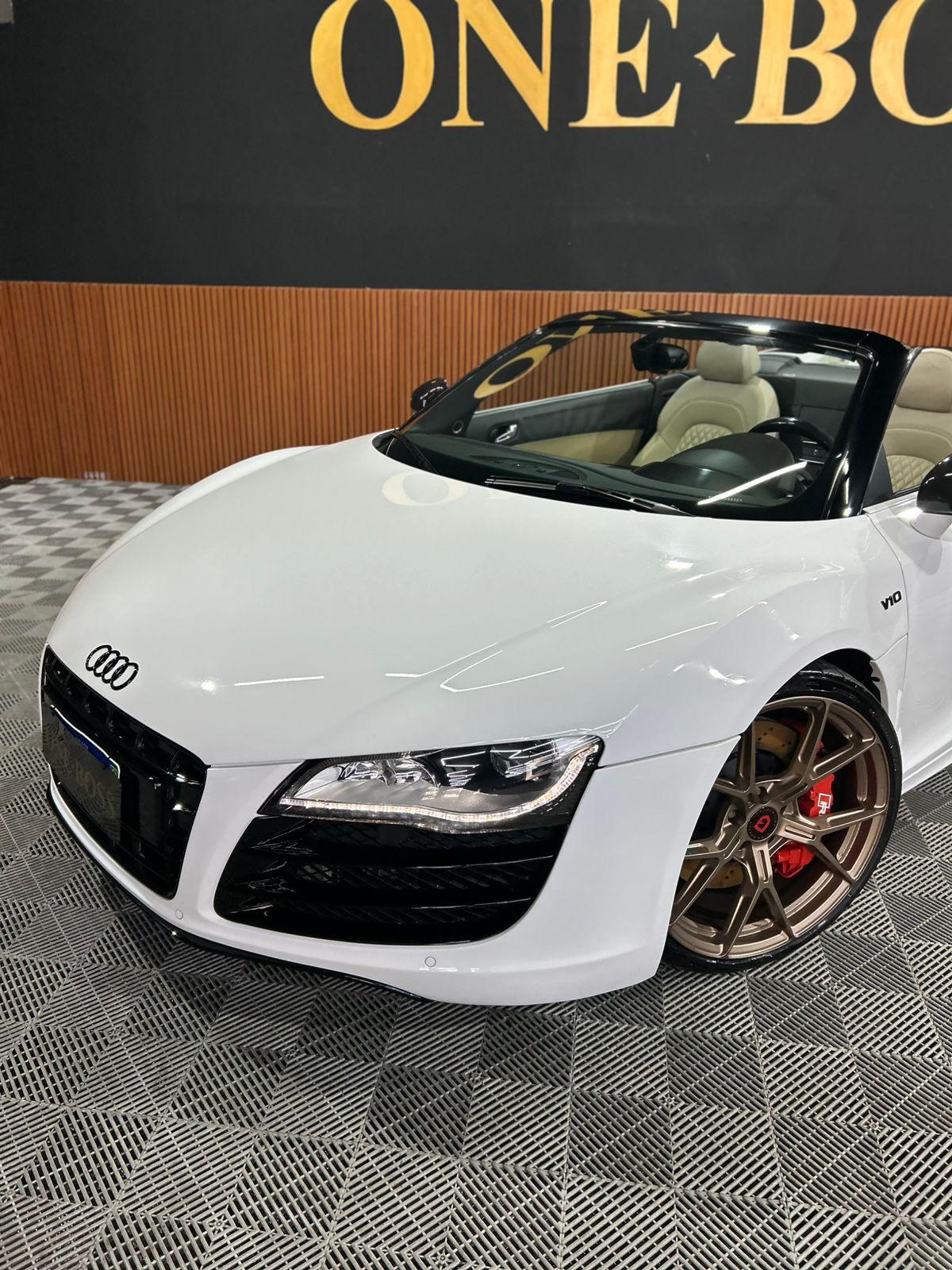 AUDI R8 5.2 FSI QUATTRO SPYDER V10 40V GASOLINA 2P R-TRONIC 2011 - Image 22