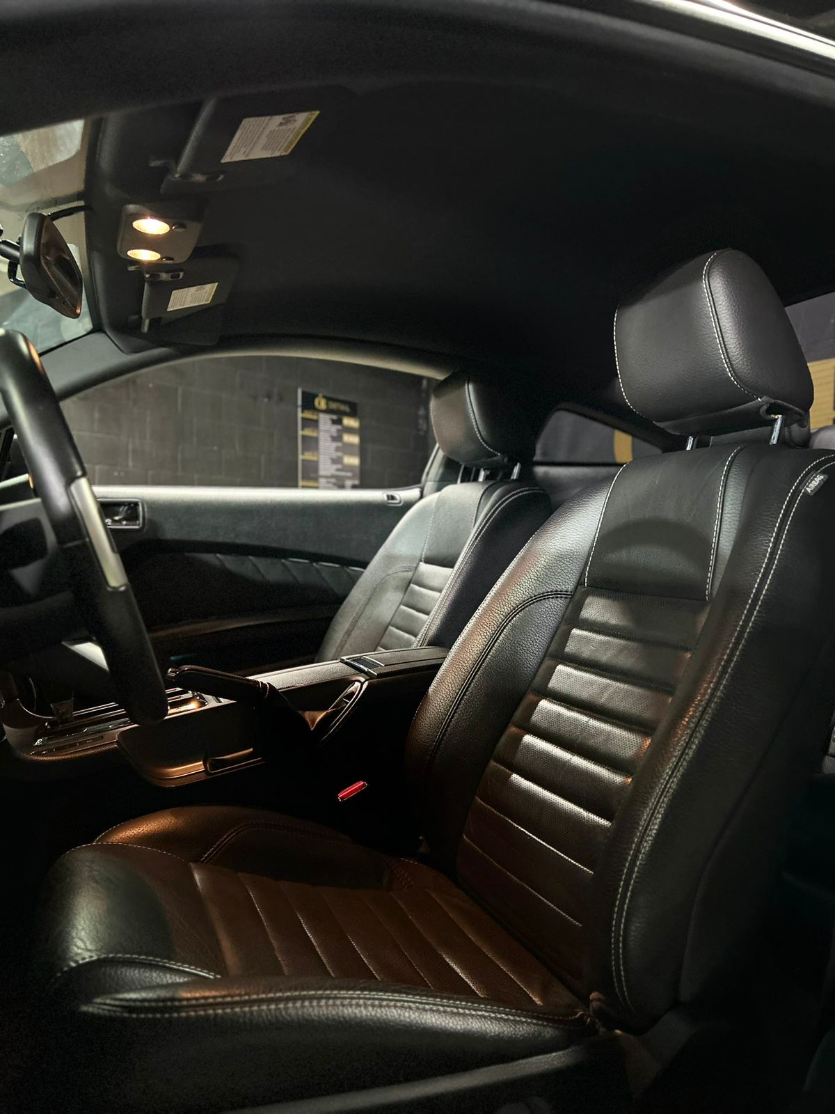 FORD MUSTANG 3.7 V6 GASOLINA AUTOMÁTICO 2011 - Image 23