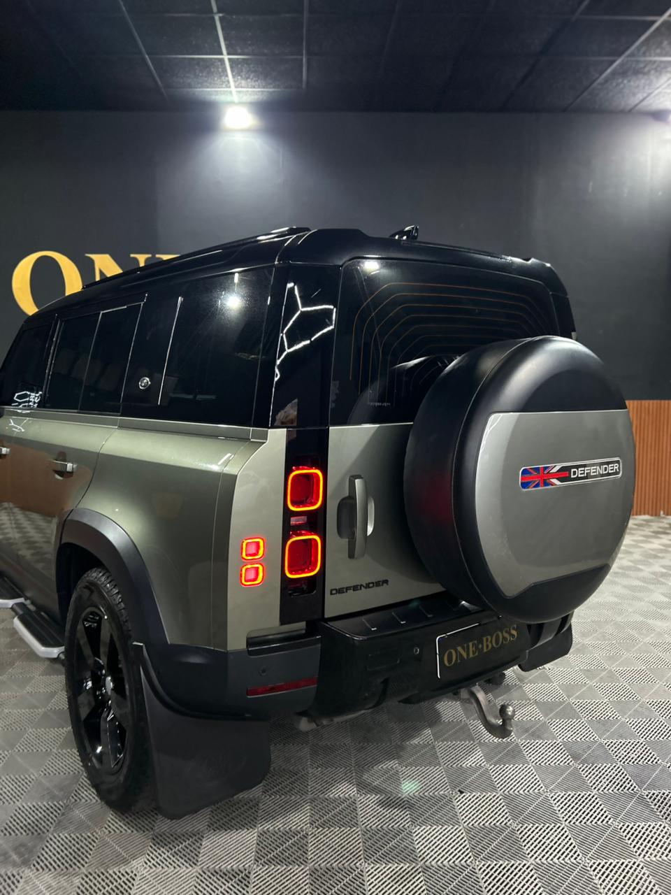 LAND ROVER DEFENDER 2.0 P300 GASOLINA 110 HSE AWD AUTOMÁTICO 2022 - Image 4