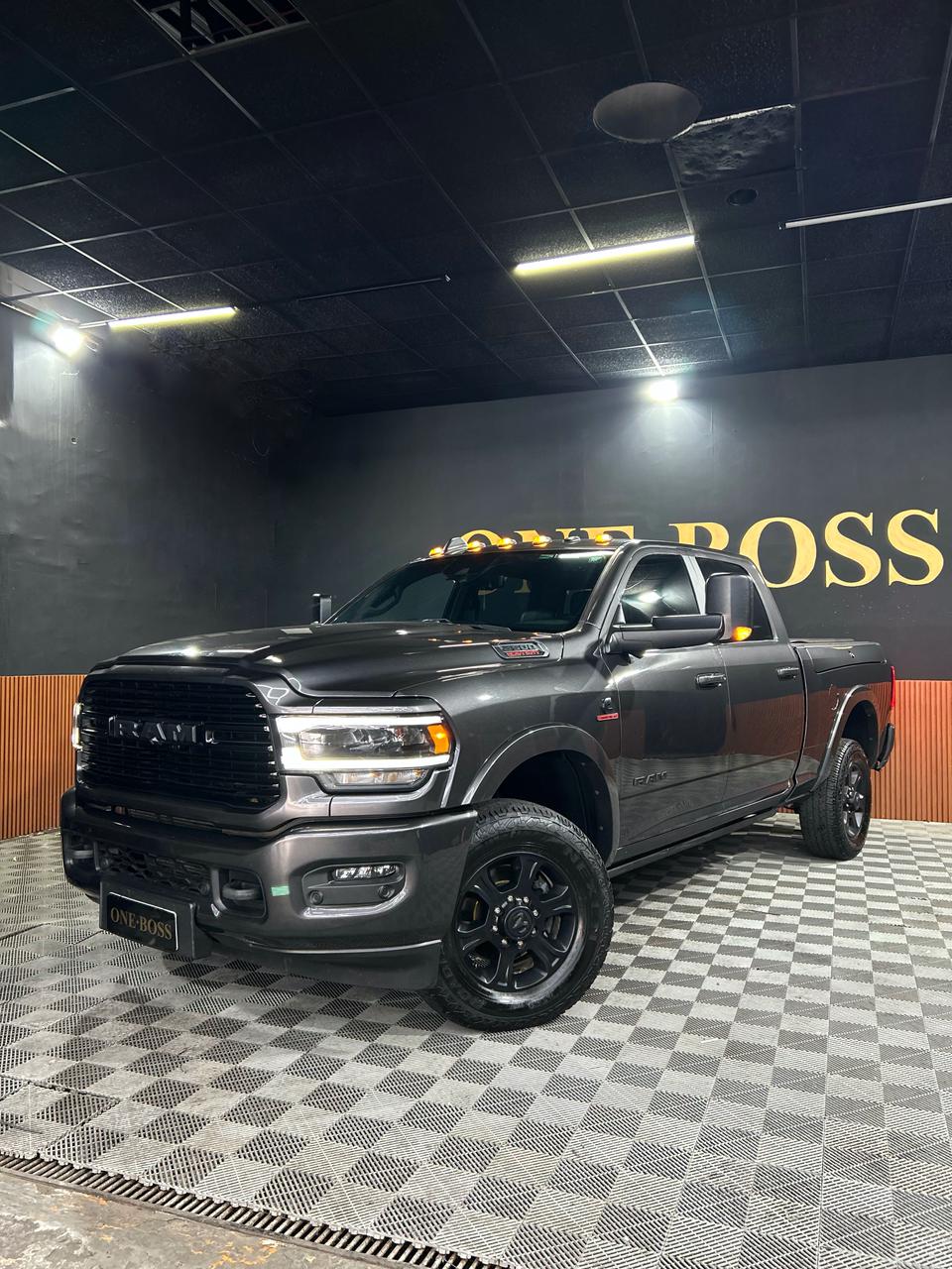 RAM 2500 6.7 I6 TURBO DIESEL NIGHT EDITION CD 4X4 AUTOMÁTICO 2021 - Image 2