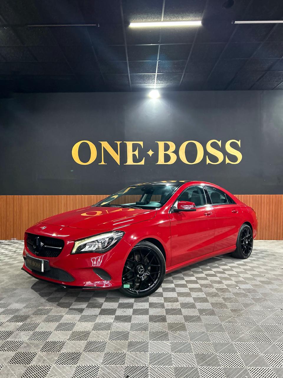 MERCEDES-BENZ CLA 180 1.6 CGI GASOLINA 7G-DCT 2019