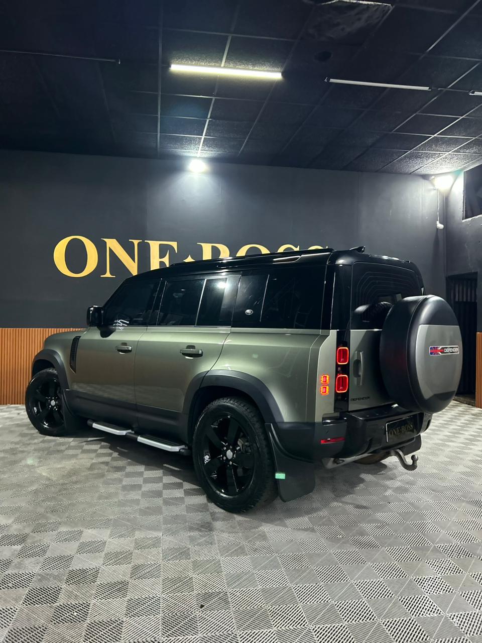 LAND ROVER DEFENDER 2.0 P300 GASOLINA 110 HSE AWD AUTOMÁTICO 2022 - Image 12