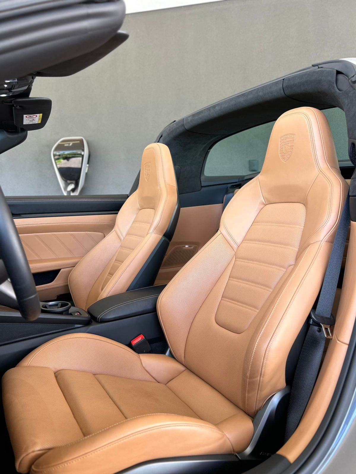 PORSCHE 911 3.0 24V H6 GASOLINA TARGA 4 GTS PDK 2024 - Image 6