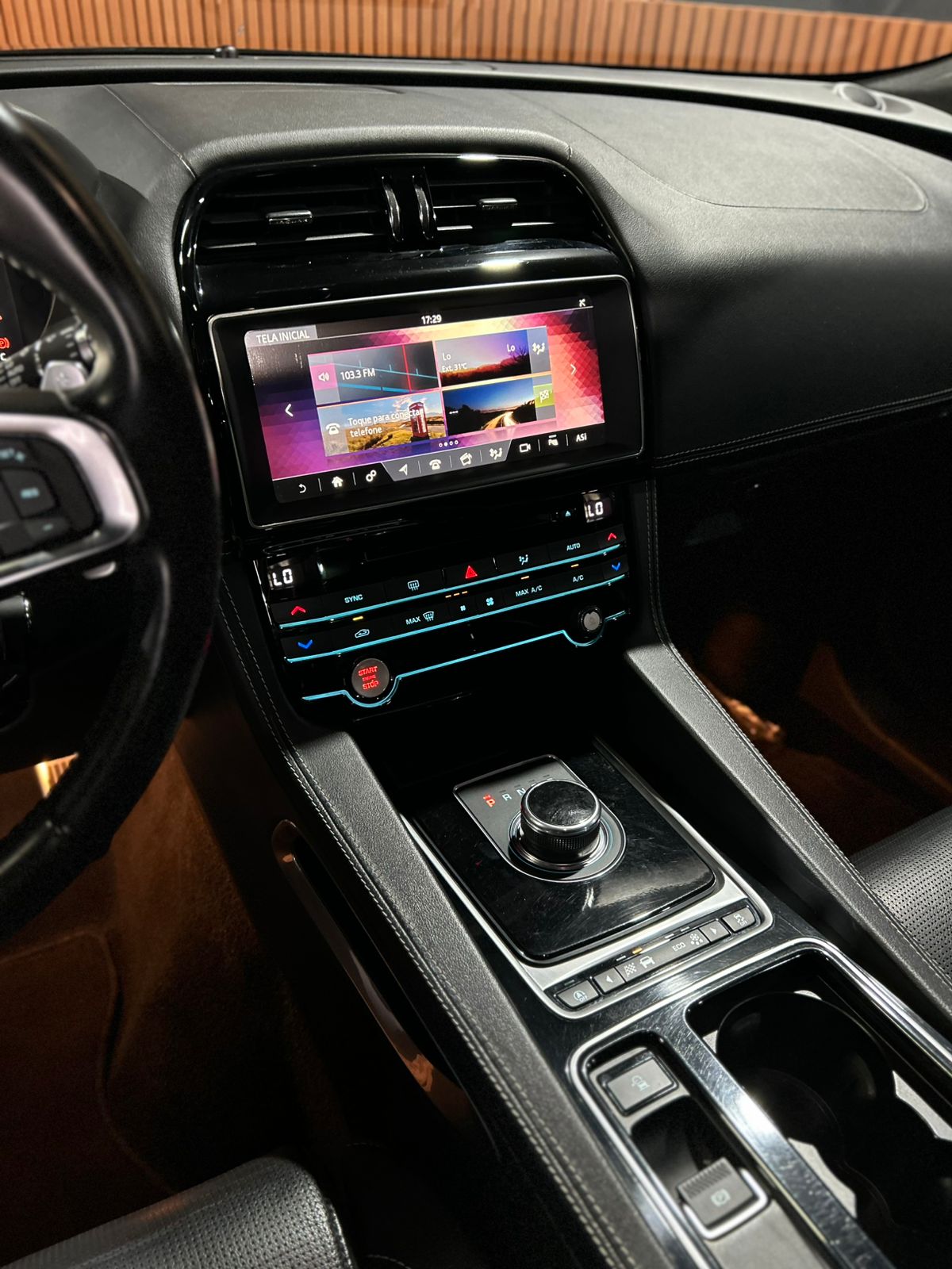 JAGUAR F-PACE 3.0 V6 SUPERCHARGED S AWD 4P AUTOMÁTICO 2018 ( LEILÃO DE FINANCIAMENTO) - Image 13